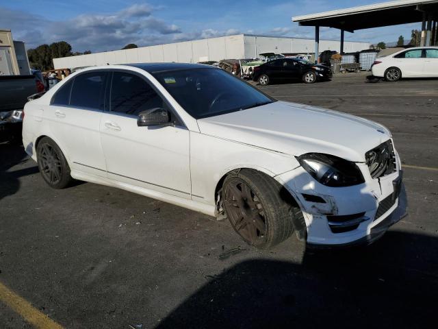 VIN WDDGF4HB4DA777121 2013 Mercedes-Benz C-Class, 250 no.4