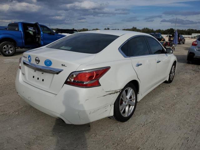 Vin: 1n4al3ap5fn407368, lot: 82736153, nissan altima 2.5 20153