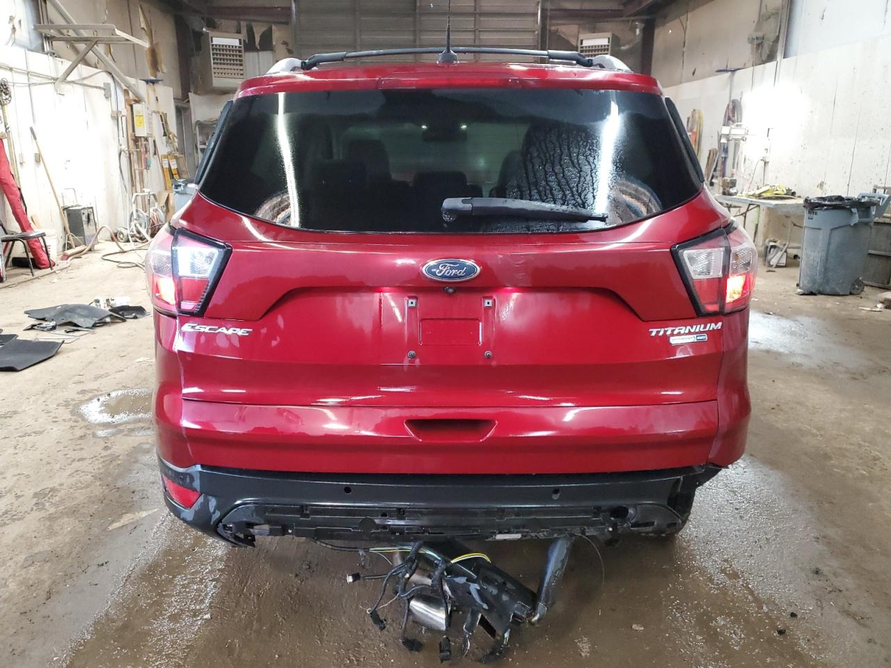 2017 Ford Escape Titanium vin: 1FMCU9J94HUC51641