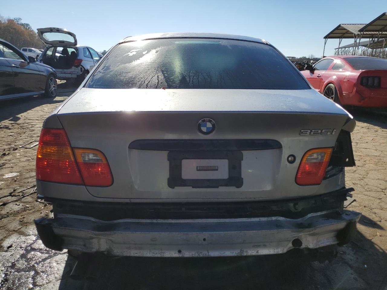WBAET37473NJ38940 2003 BMW 325 I