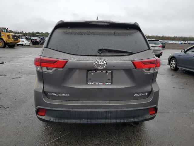 VIN 5TDJZRFH0KS601064 2019 Toyota Highlander, SE no.6