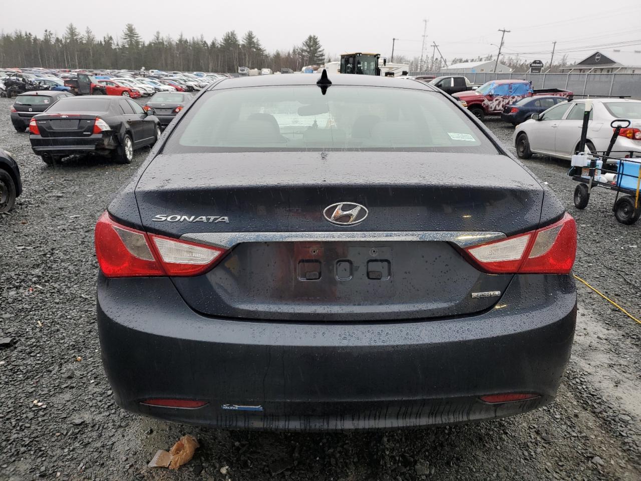 5NPEC4AC6BH140752 2011 Hyundai Sonata Se