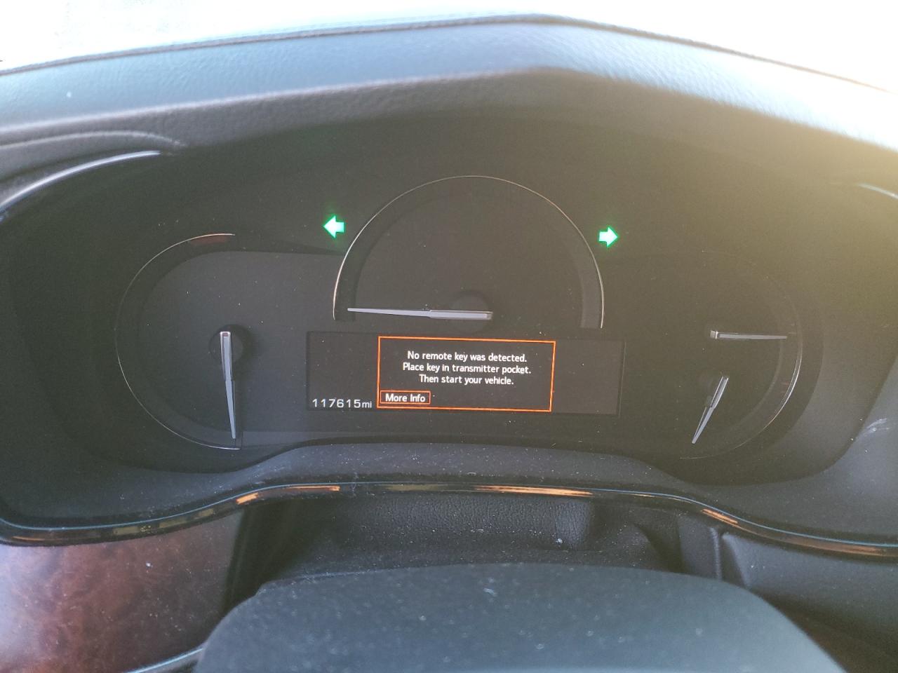 VIN: 1G6AR5SS6K0102222 2019 CADILLAC CTS