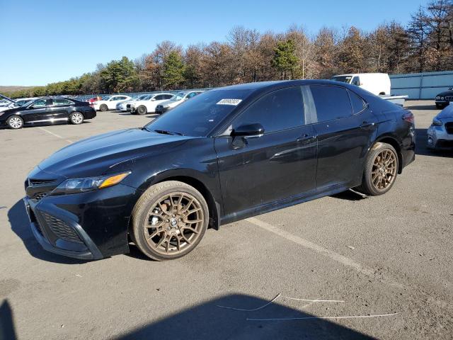 Lot #2489162581 2023 TOYOTA CAMRY SE N salvage car