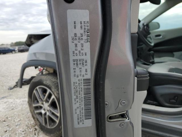 3C4NJCBB8JT108695 | 2018 JEEP COMPASS LA