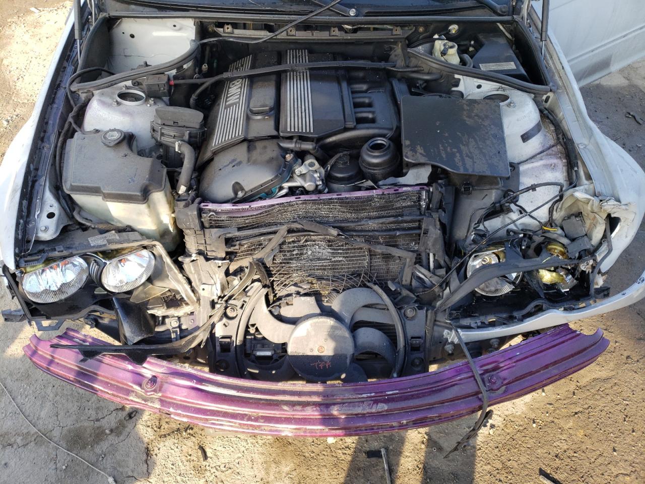 WBAET37462NJ21674 2002 BMW 325 I