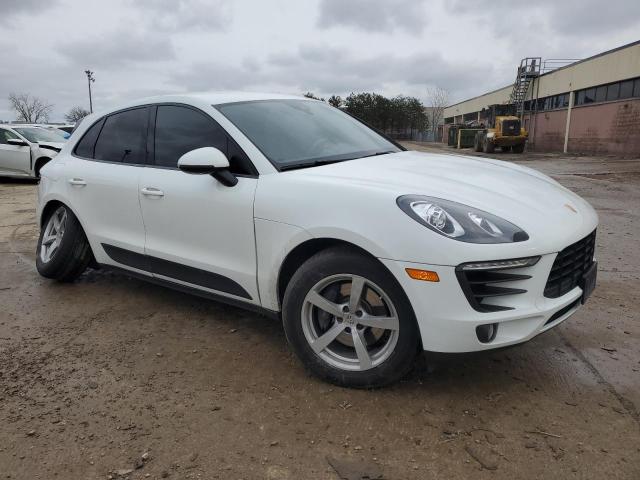 VIN WP1AA2A53HLB00237 2017 Porsche Macan no.4