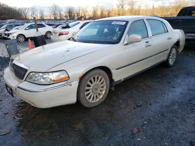 2004 Lincoln Town Car Ultimate