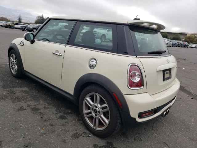 2011 MINI Cooper - Image 2