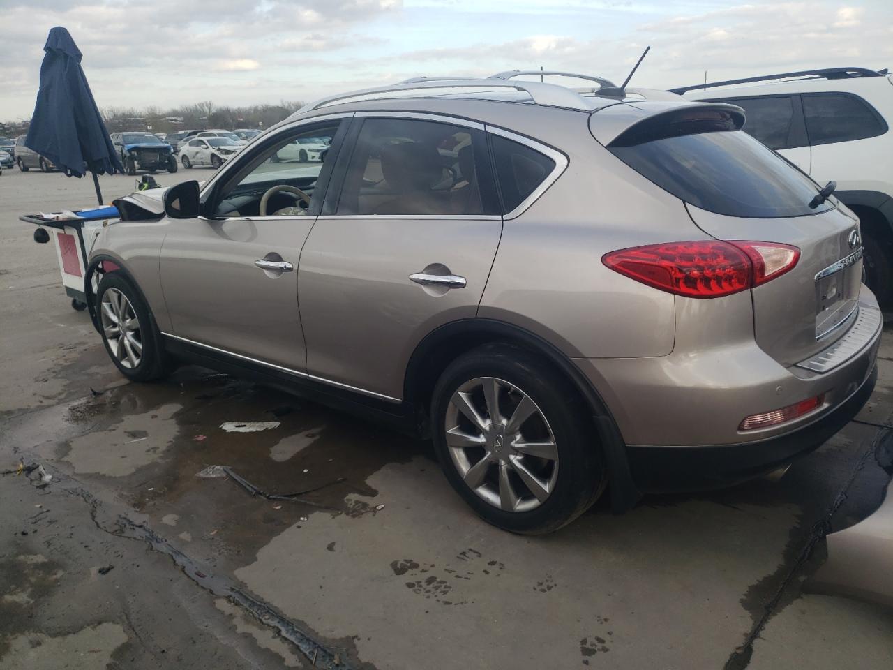 jn1aj0hp9am700471 JN1AJ0HP9AM700471 2010 Infiniti Ex35 Base