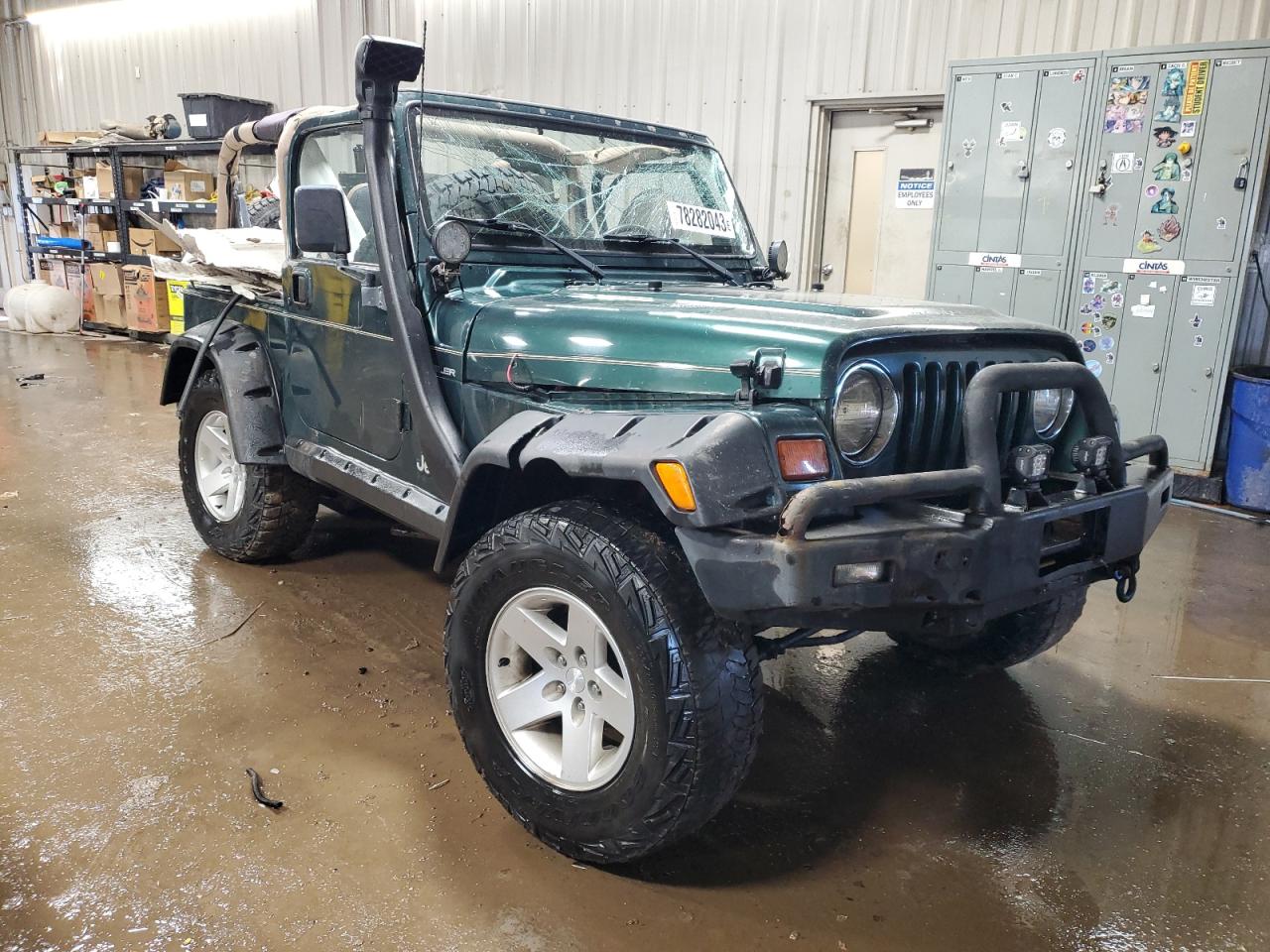 1j4fy49s6xp496061 1J4FY49S6XP496061 1999 Jeep Wrangler / Tj Sahara