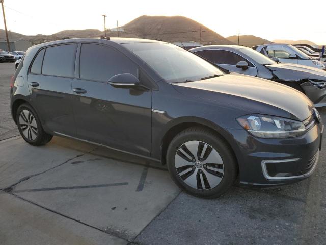 2017 VOLKSWAGEN E-GOLF SE - WVWKR7AU5HW950825