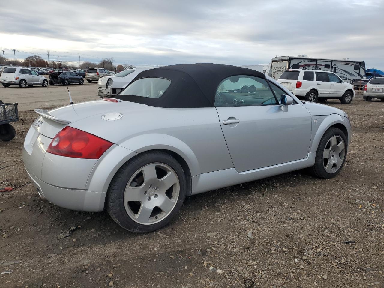 TRUUT28N611048981 2001 Audi Tt Quattro