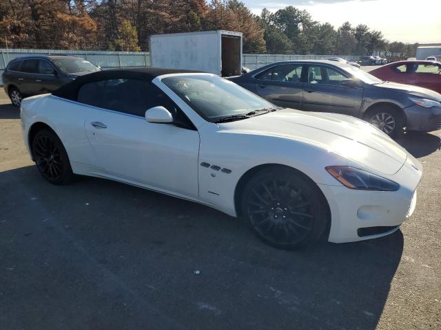 VIN ZAM45MMAXF0155477 2015 Maserati Granturismo, S no.4