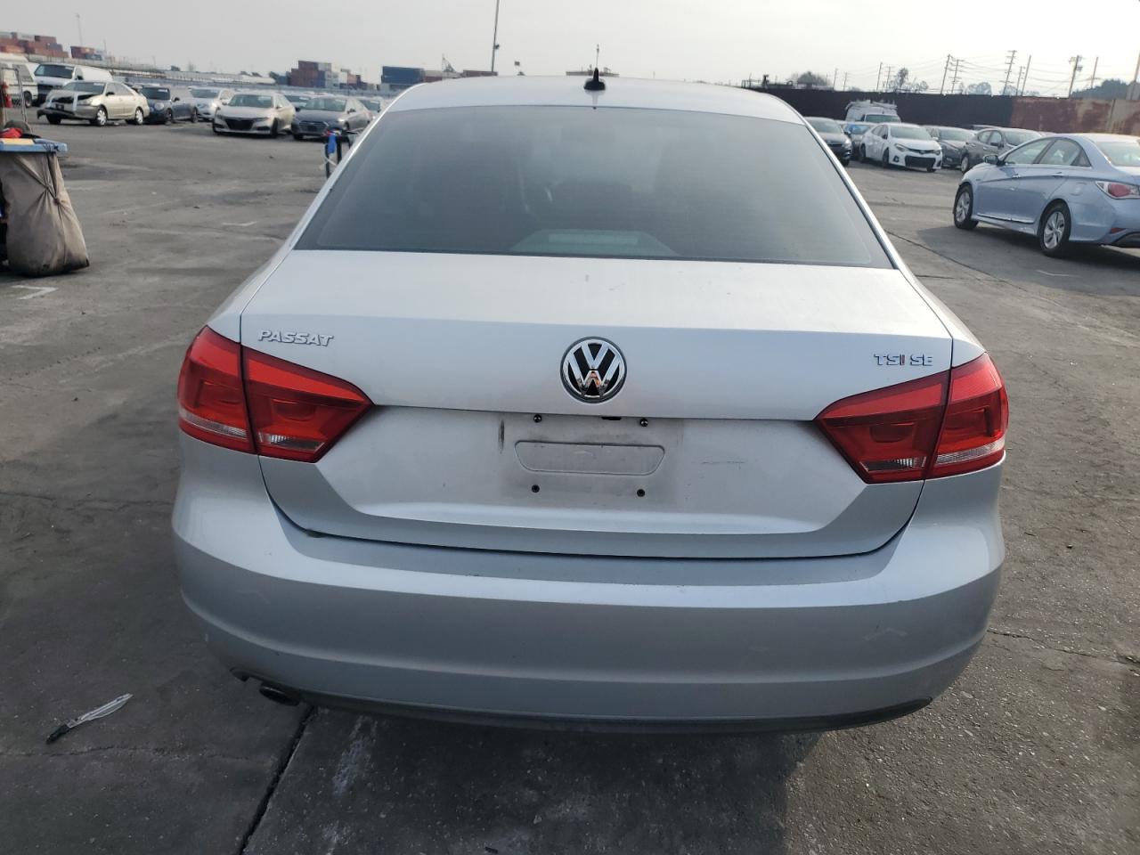 1VWBS7A30EC110103 2014 Volkswagen Passat Se