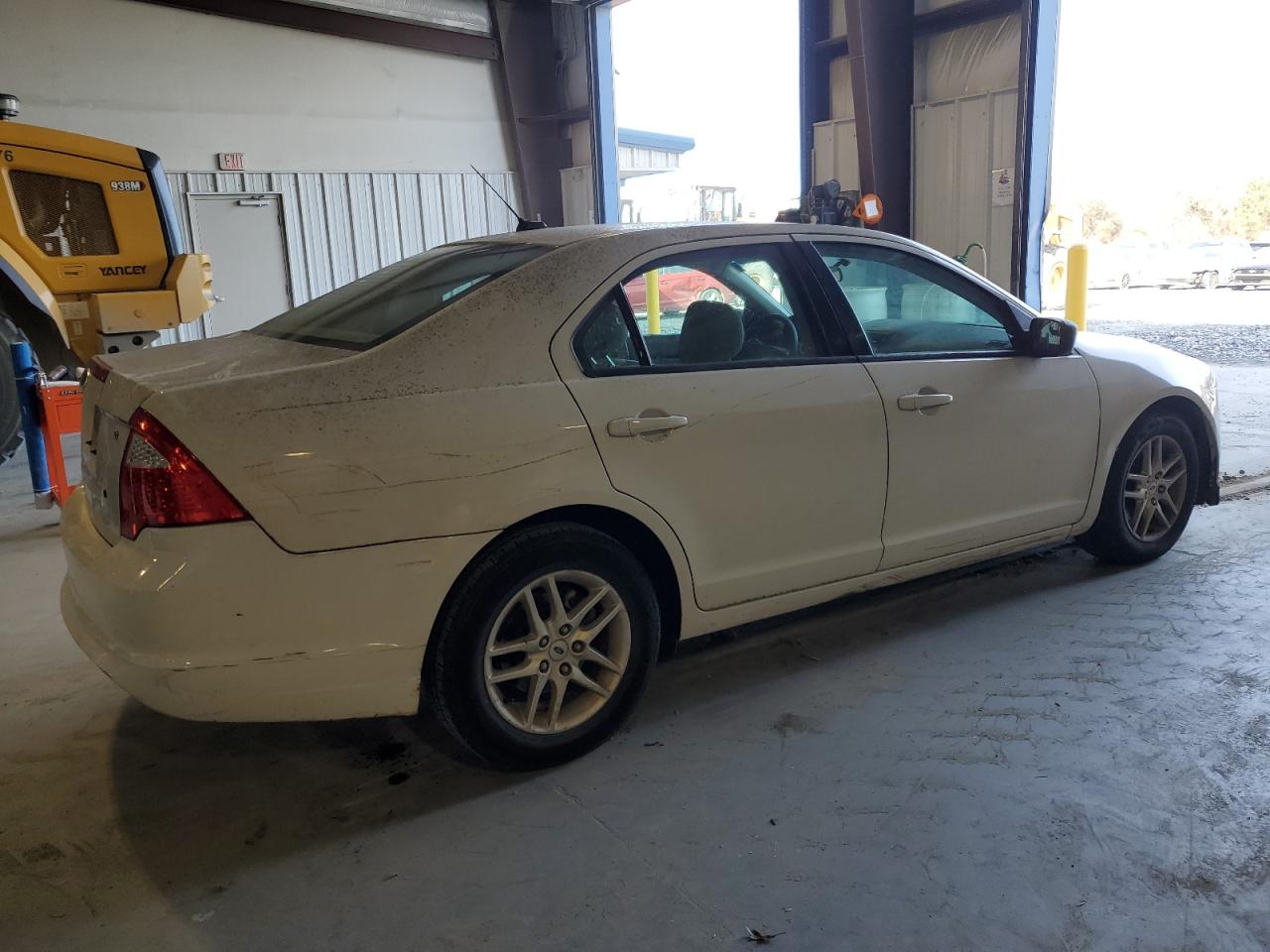 3FAHP0GA3BR151890 2011 Ford Fusion S