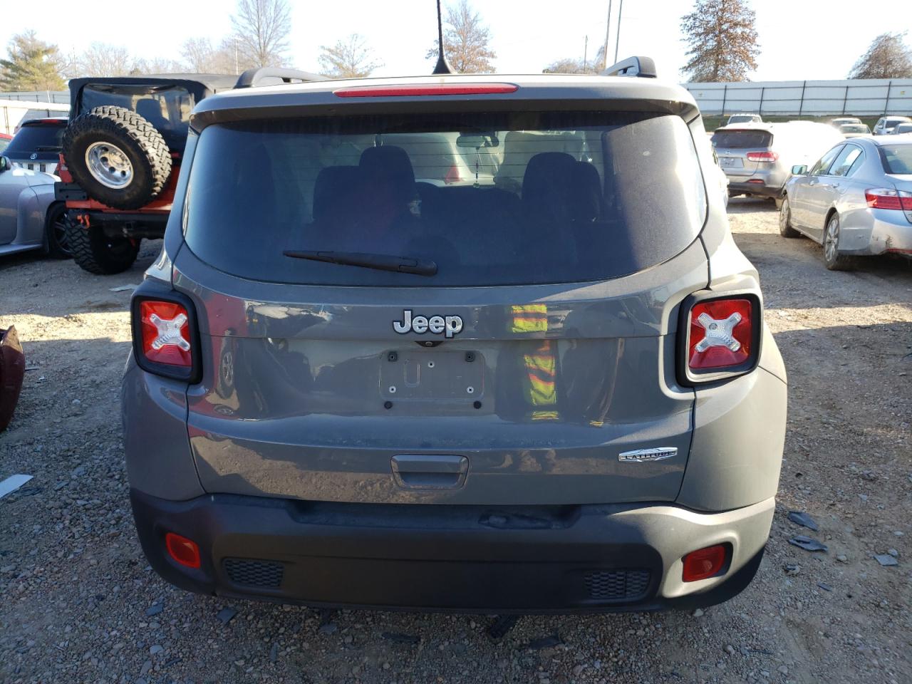 ZACNJABB2LPL33819 2020 Jeep Renegade Latitude