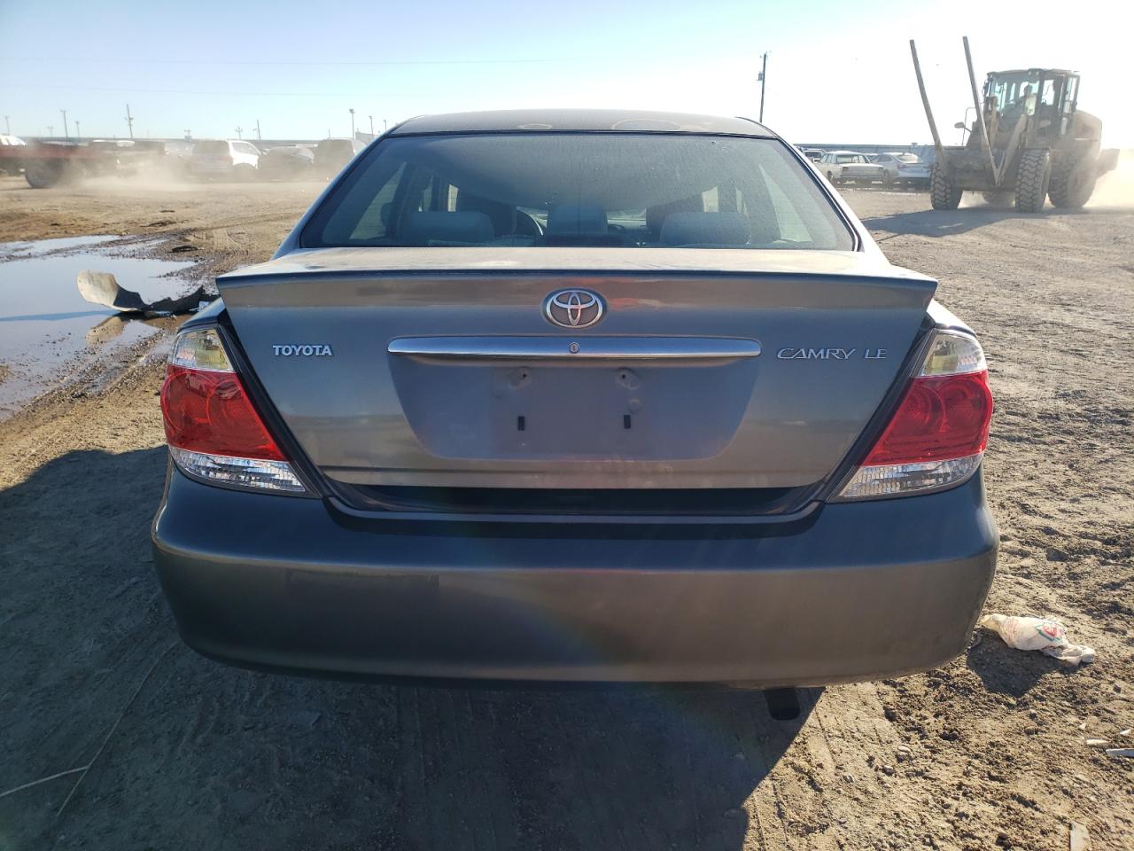 4T1BE32KX5U601759 2005 Toyota Camry Le