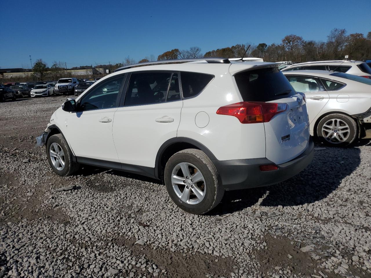 JTMWFREV5EJ020568 2014 Toyota Rav4 Xle
