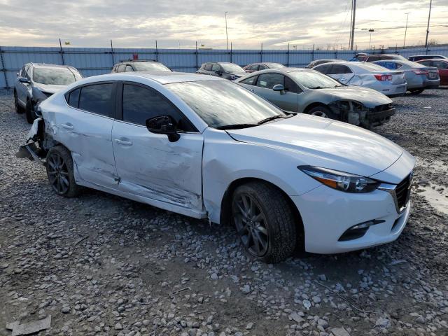 3MZBN1V34JM211023 | 2018 Mazda 3 touring