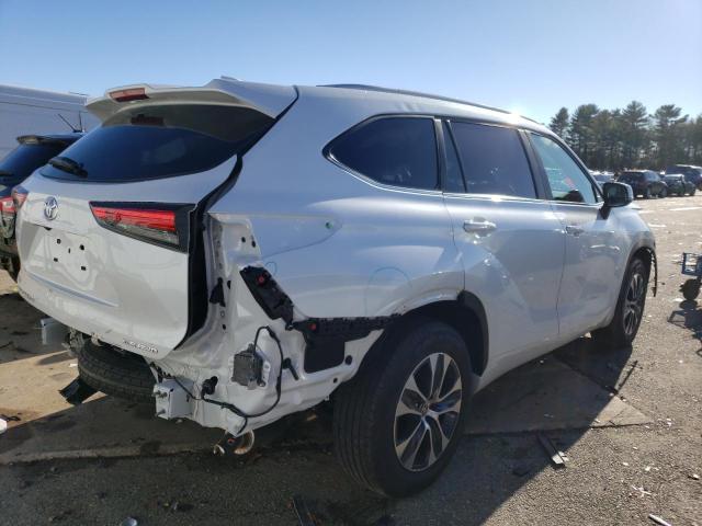 VIN 5TDKDRBH6PS043804 2023 Toyota Highlander, L no.3