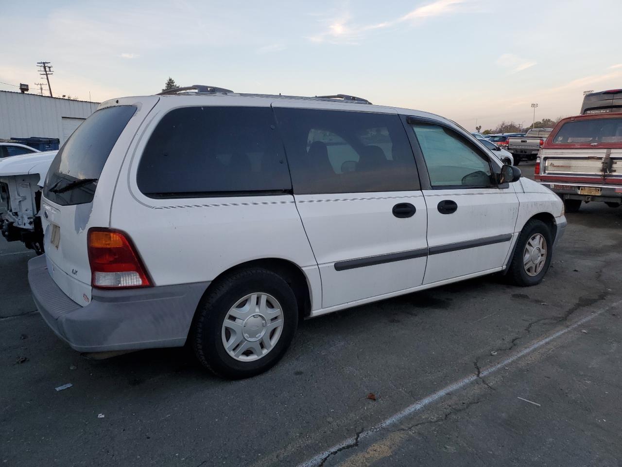 2FMZA5143YBA00518 2000 Ford Windstar Lx