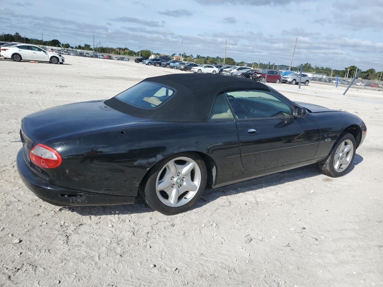 sajgx2242wc020720 SAJGX2242WC020720 1998 Jaguar Xk8