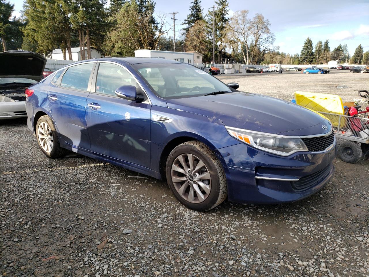 2017 Kia Optima Lx vin: 5XXGT4L35HG130210