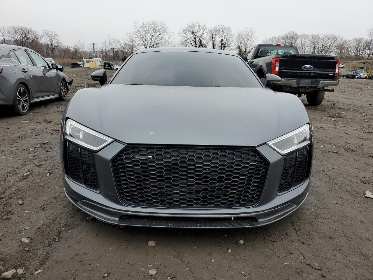 2017 Audi R8 5.2 Plus Quattro vin: WUAKBAFX7H7901353