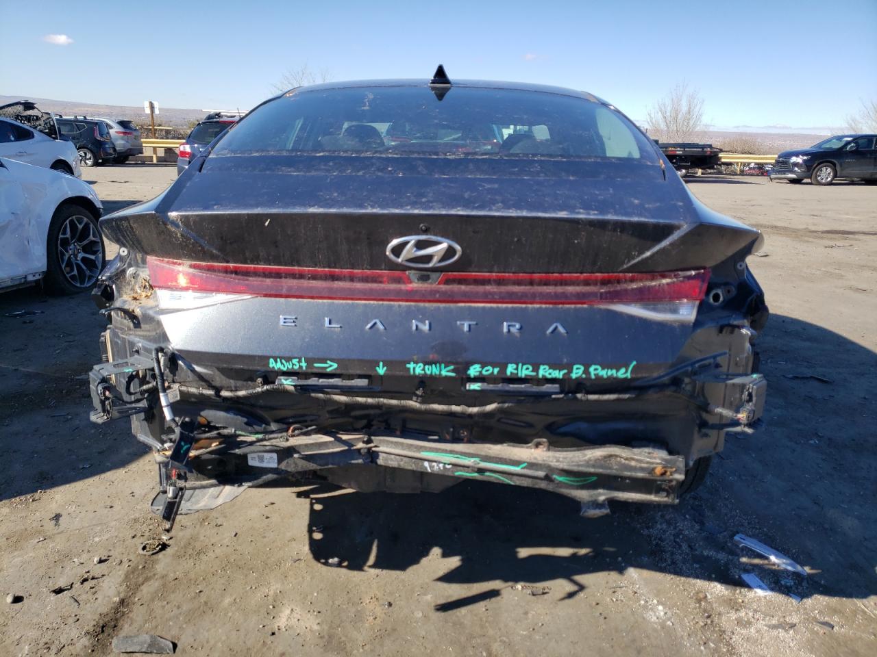 5NPLM4AG5NH066400 2022 Hyundai Elantra Sel