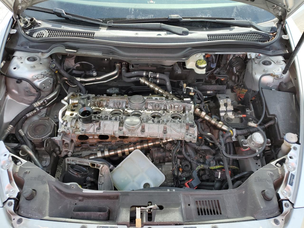yv1672mc3bj118427 YV1672MC3BJ118427 2011 Volvo C70 T5
