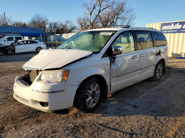 2010 Chrysler Town & Country Limited