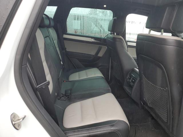 2017 VOLKSWAGEN TOUAREG WO WVGRF7BP8HD001101