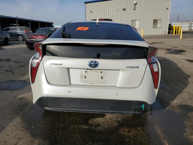 JTDKARFU7J3057395 | 2018 TOYOTA PRIUS