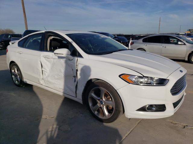 3FA6P0H74GR305198 | 2016 FORD FUSION SE