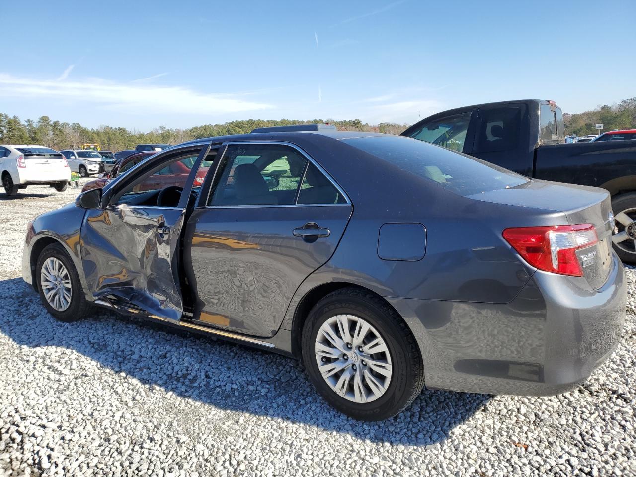 4T1BF1FK0CU135073 2012 Toyota Camry Base