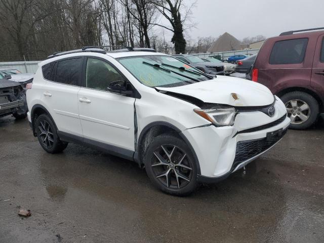 JTMJFREV4HJ714585 | 2017 TOYOTA RAV4 SE