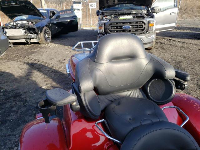 2019 HARLEY-DAVIDSON FLHTCUTG 1HD1MAF11KB855147