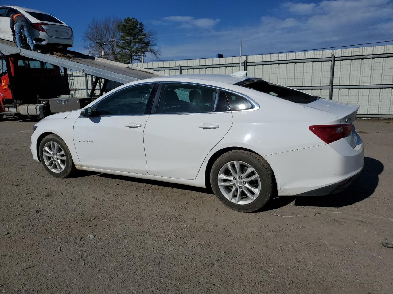 2017 Chevrolet Malibu Lt vin: 1G1ZE5ST3HF209764