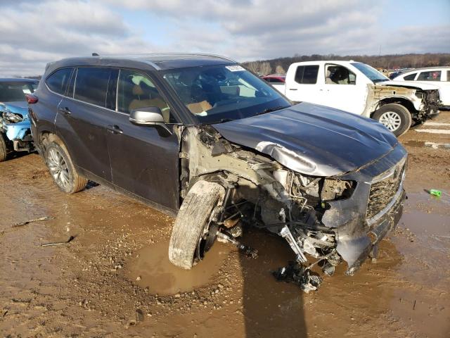 VIN 5TDFZRBH0LS049515 2020 Toyota Highlander, Platinum no.4