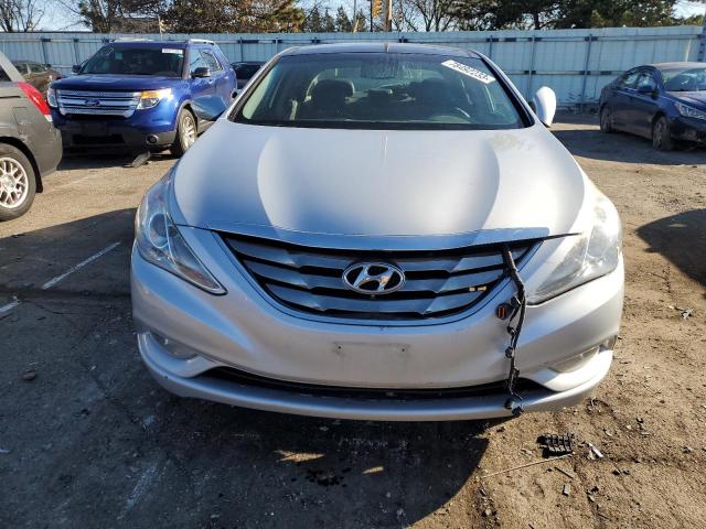 5NPEC4AC5CH327157 | 2012 Hyundai sonata se