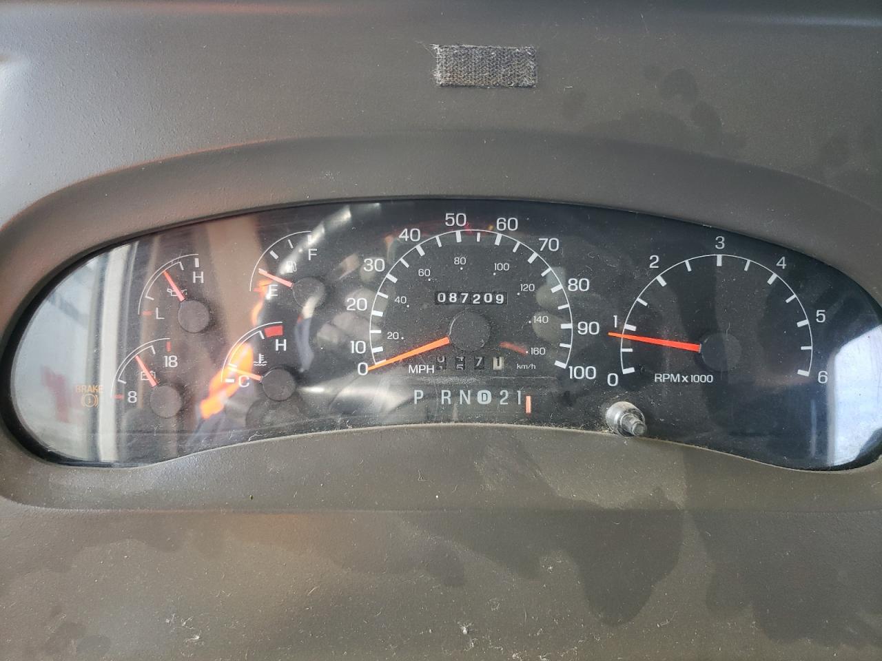 3FCNF53S7YJA10159 2000 Ford F550 Super Duty Stripped Chassis