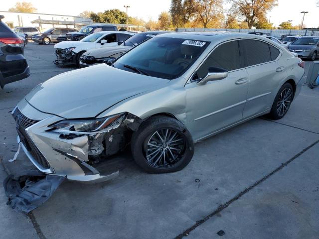 2022 Lexus ES 300h 