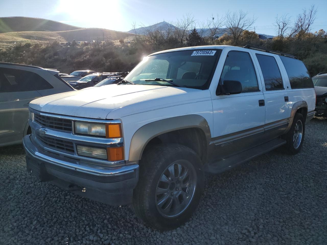 1GNFK16R6XJ345562 1999 Chevrolet Suburban K1500