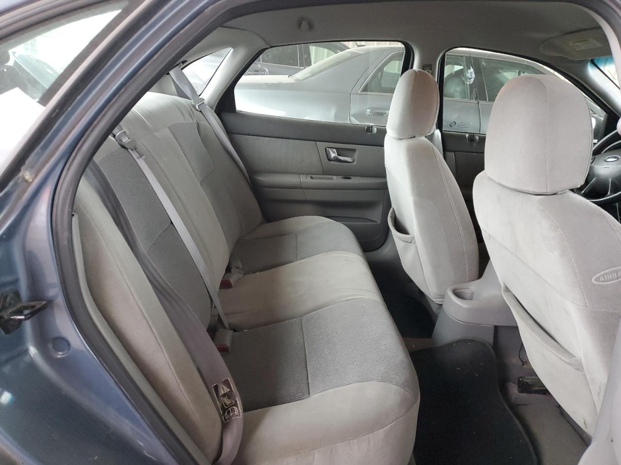 1FAHP53U81G273244 2001 Ford Taurus Se