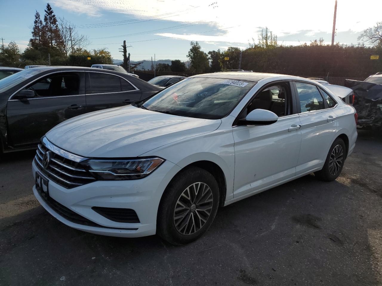 Volkswagen Jetta 2020 r line