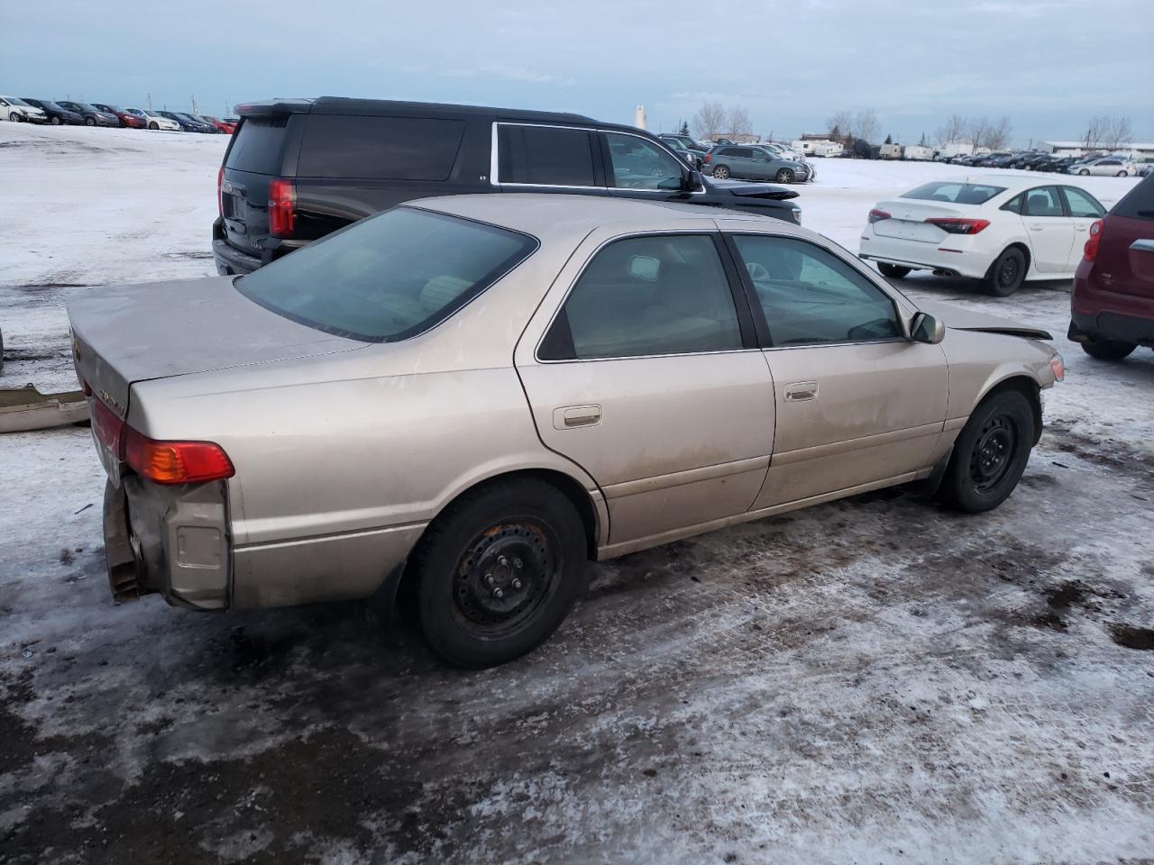 JT2BG22K8Y0512611 2000 Toyota Camry Ce