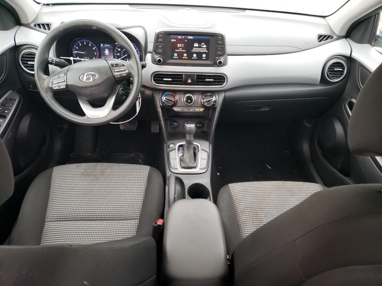 KM8K12AA6LU450852 2020 Hyundai Kona Se