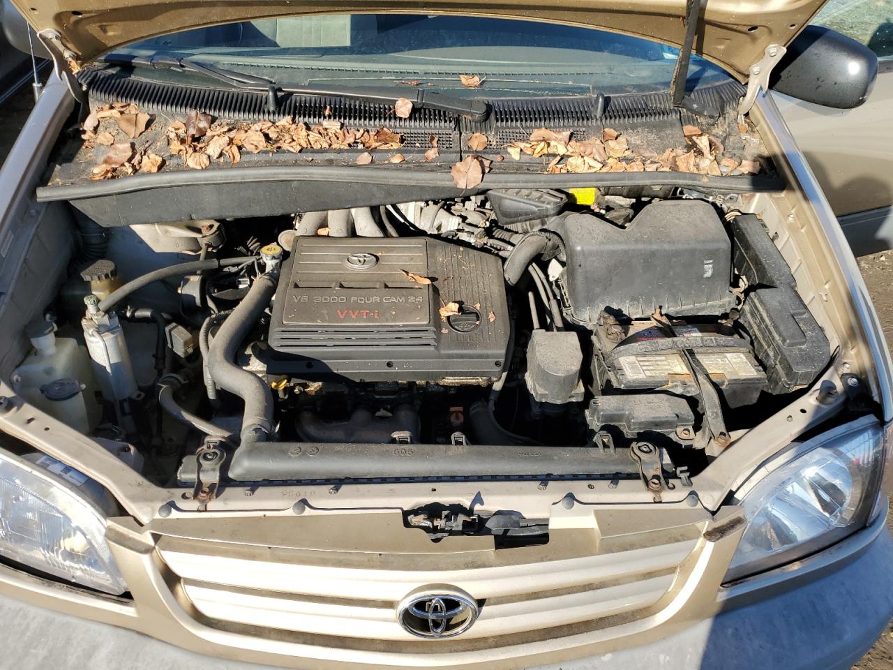 4t3zf13c31u375458 4T3ZF13C31U375458 2001 Toyota Sienna Le
