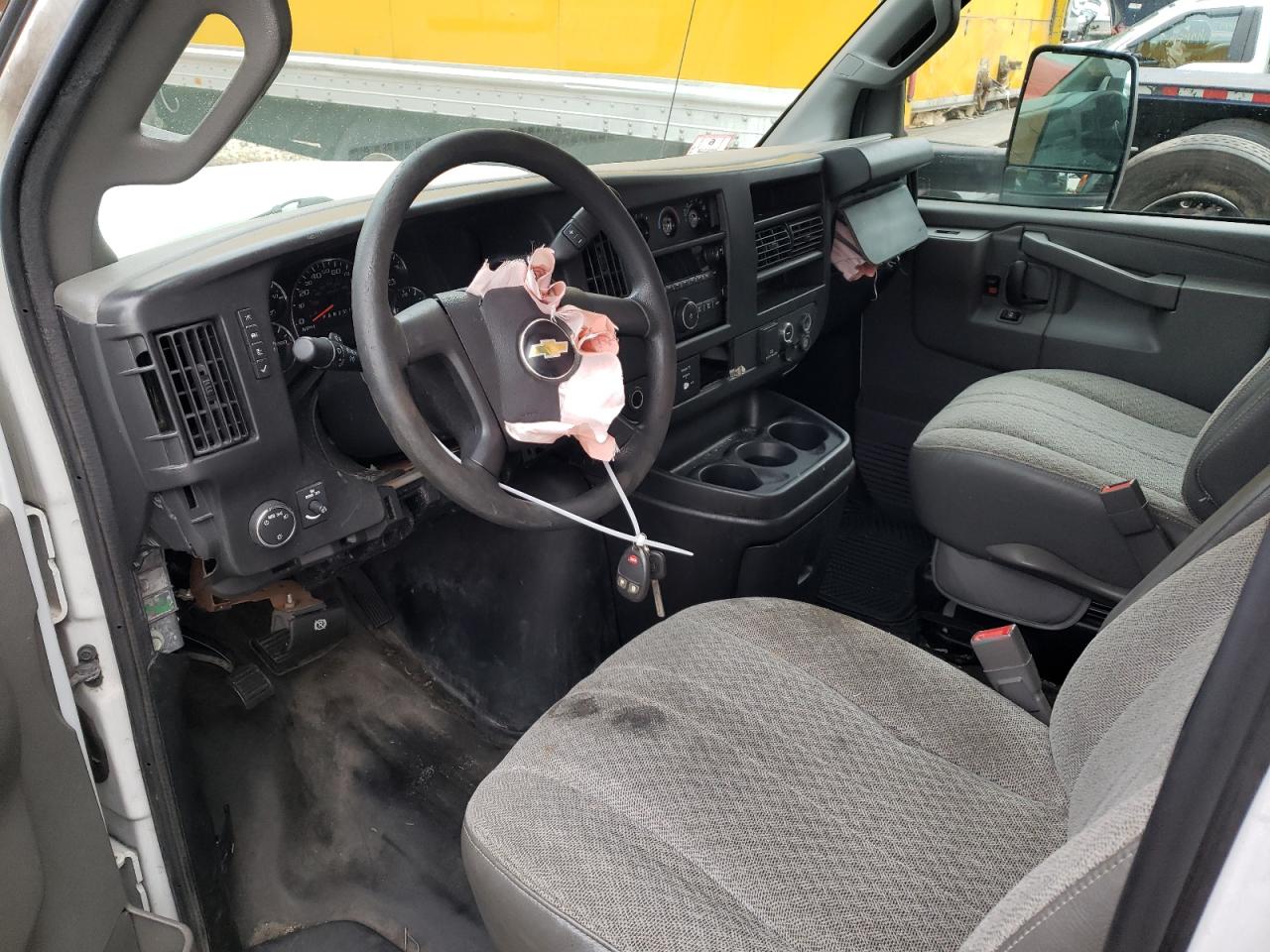 VIN: 1GB3GRCG0H1125466 2017 CHEVROLET EXPRESS